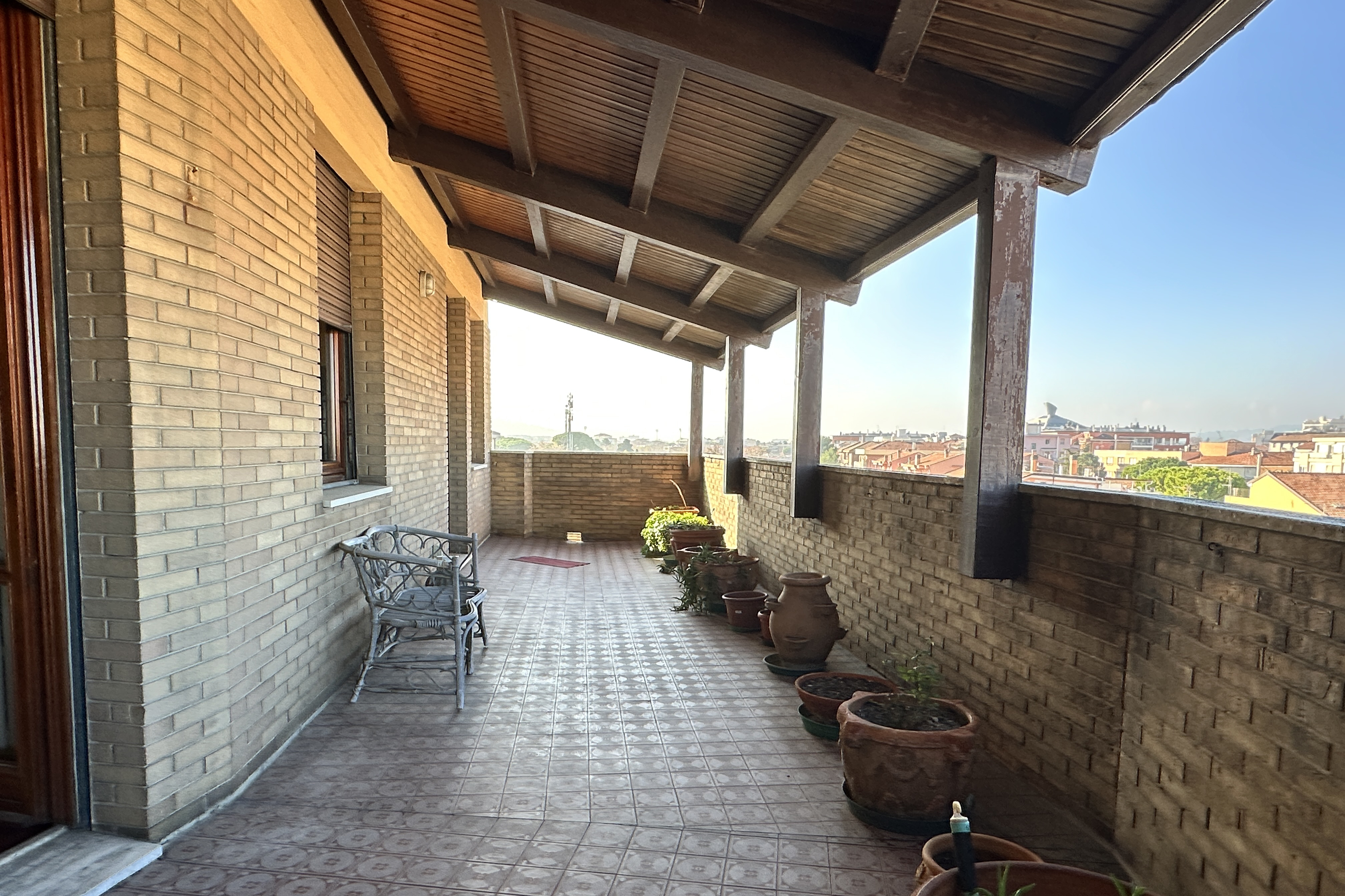 Vendita attico con terrazzo panoramico Pesaro - zona centro (AP857)